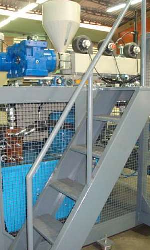 Manutenção de sistema de refrigeração para sopradora em SP Manutenção de sistema de refrigeração para sopradora em SP