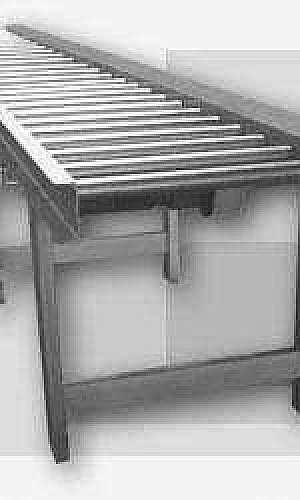 Transportador de roletes acionados Transportador de roletes acionados